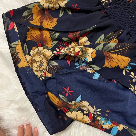 Women's 2Piece Outfit Off Shoulder Floral Smocked Drawstring&Crop Top&Shorts Set - Picture 4 of 8